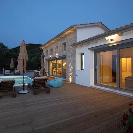 Tsakmakis - Luxury - Panoramic Sea View Lefkada Vilă *