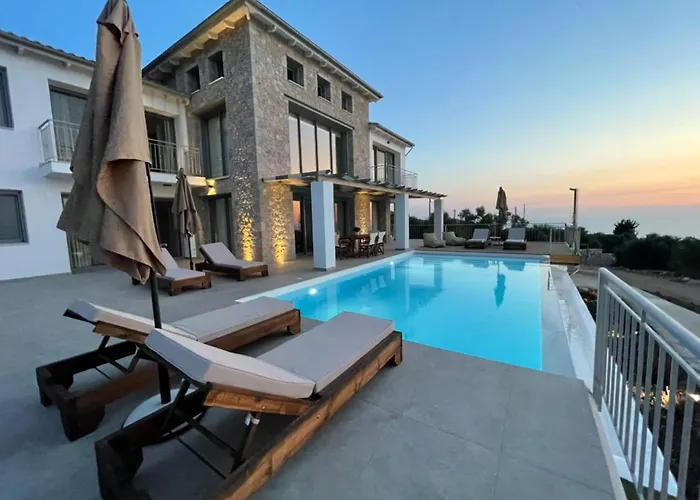 Tsakmakis - Luxury - Panoramic Sea View Lefkada Villa Tsoukaládhes